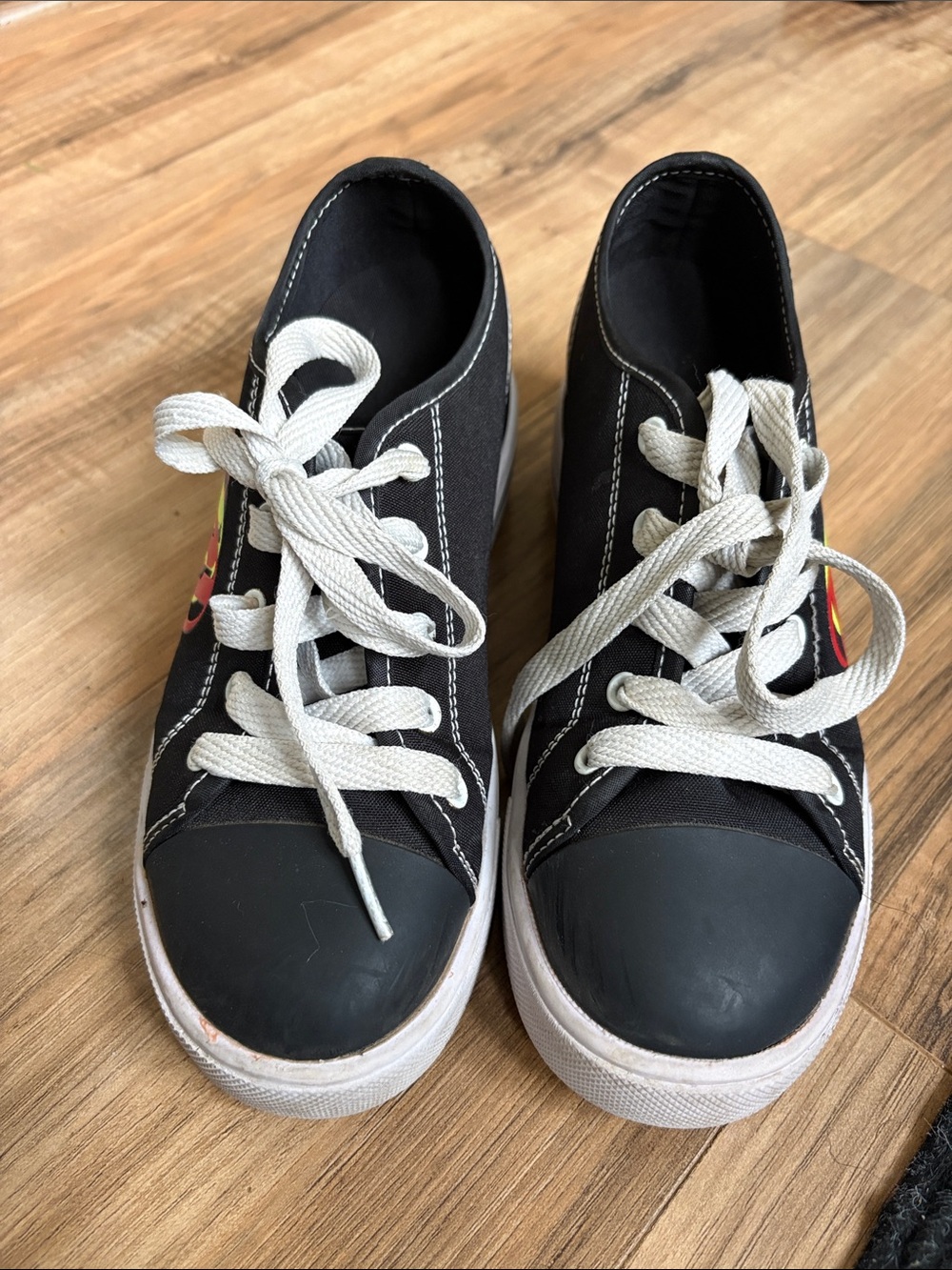 Kids Black Heelys Sneakers